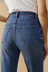 Chelsea High Rise Straight Crop Jeans HJ005